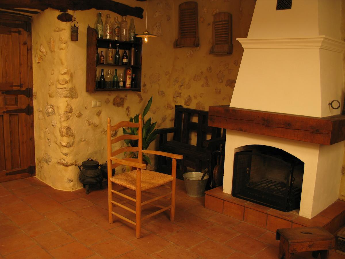 La Carpinteria Casa Rural Romanones Exterior photo